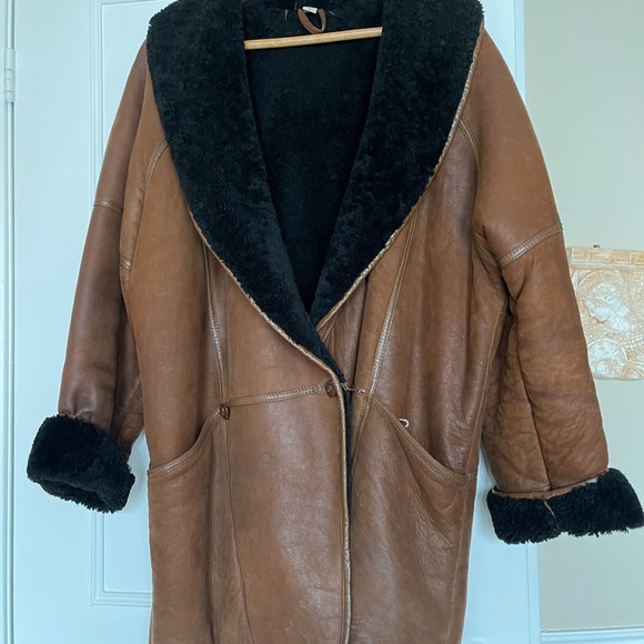 Men’s sheepskin coat - Picture 2 of 3